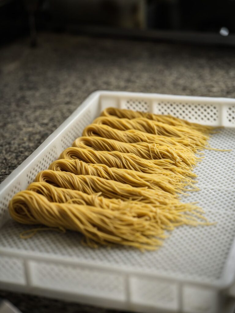 Nids de spaghetti frais, Le Cherche-Midi