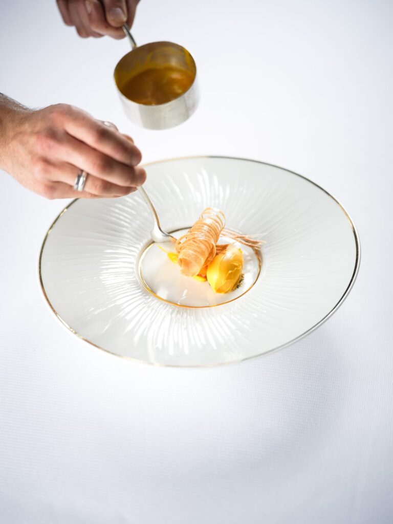 Jus versé autour d’une assiette, Zostera
