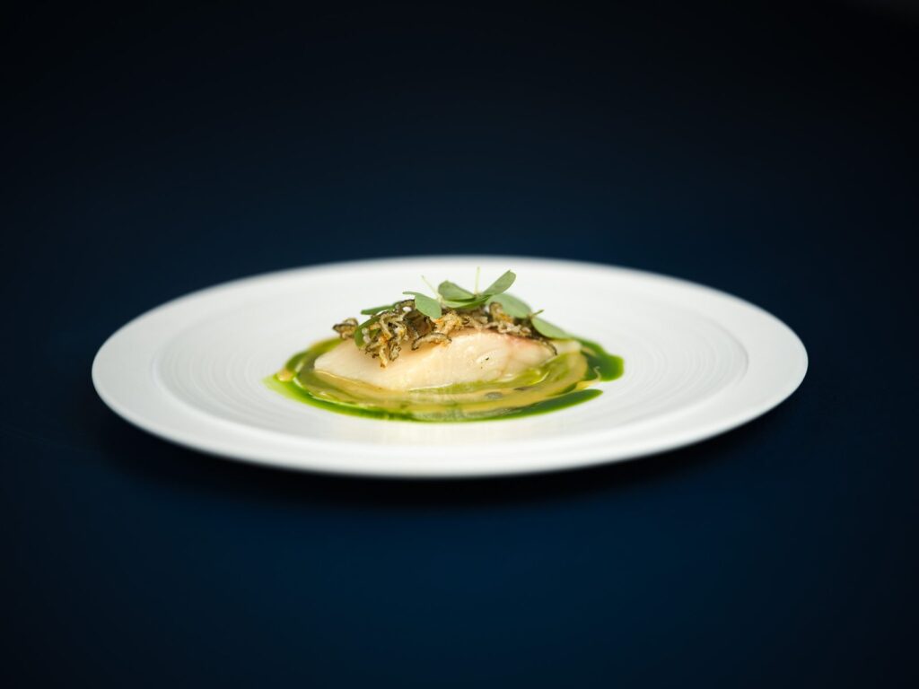 Poisson nacré, jus vert et oxalis, Zostera
